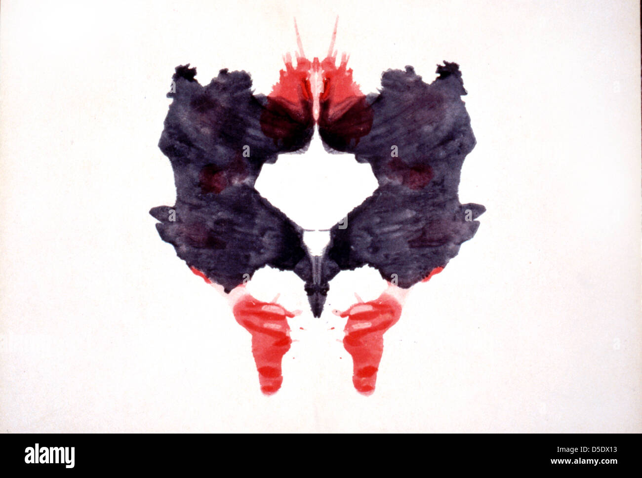 Ein Rorschach Inkblot Testbild. Es ist ein psychologischer Test, in dem Themen Wahrnehmung der Inkblots analysiert werden. Stockfoto