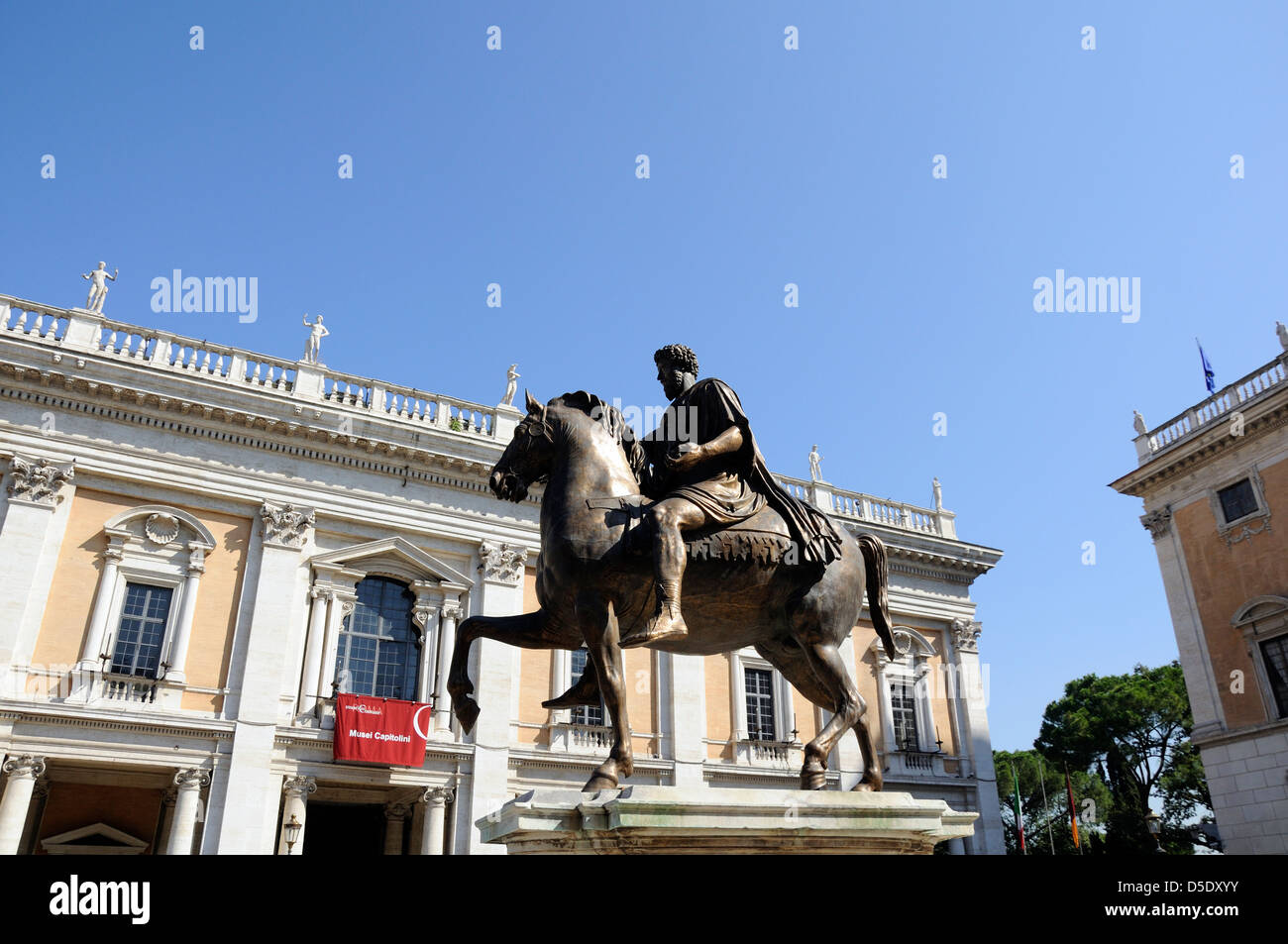 Marcus Aurelius, römischer Kaiser 161-180. Diese Kopie der berühmten Statue des Kaisers auf seinem Pferd am Kapitol, Rom Stockfoto