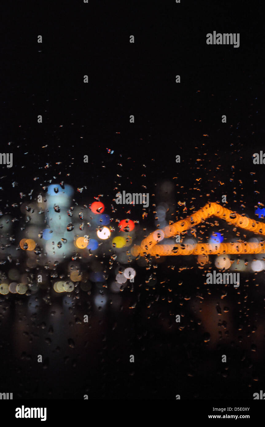 Regennacht Brisbane, Queensland, Australien Stockfoto