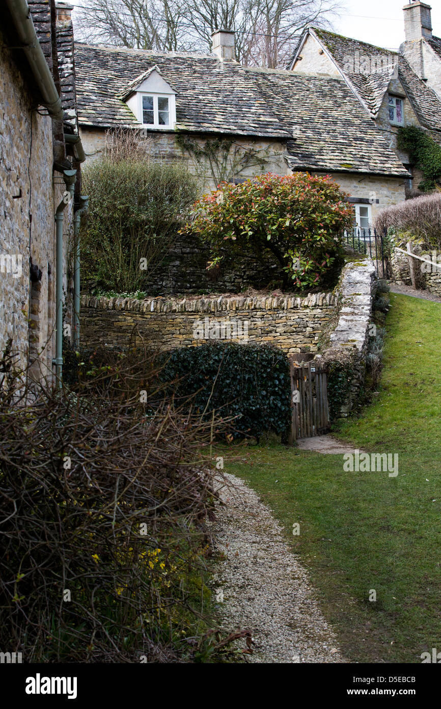 Auswahl der Bilder Cotswold Stone Verwendet In Gebäuden in der Weltberühmten Dorf der Cotswolds Bibury. Touristische Hotspot genannt. Stockfoto