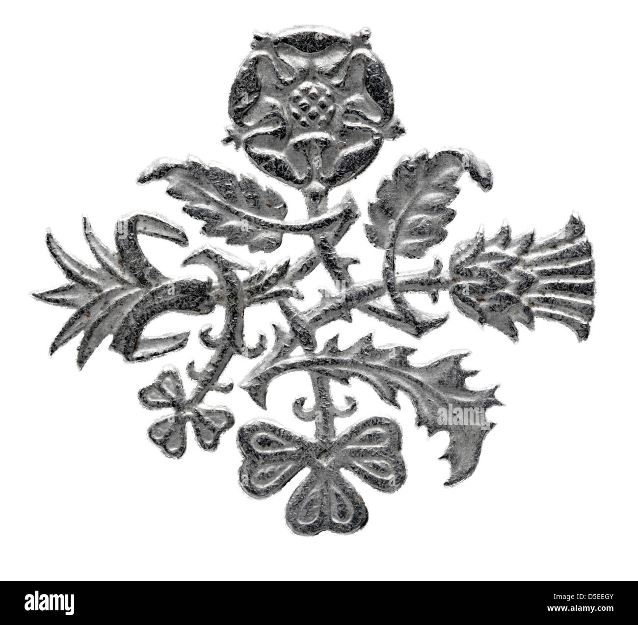 Lauch, Rose, Distel und Shamrock von 6 Pence Münze, UK, 1960, auf weißem Hintergrund Stockfoto