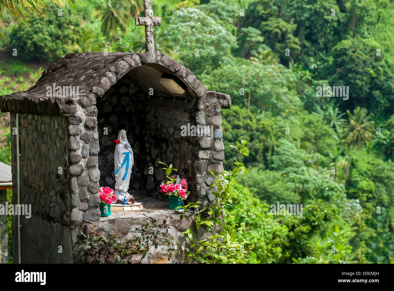 Eine Grotte der Heiligen Jungfrau Maria Stockfoto