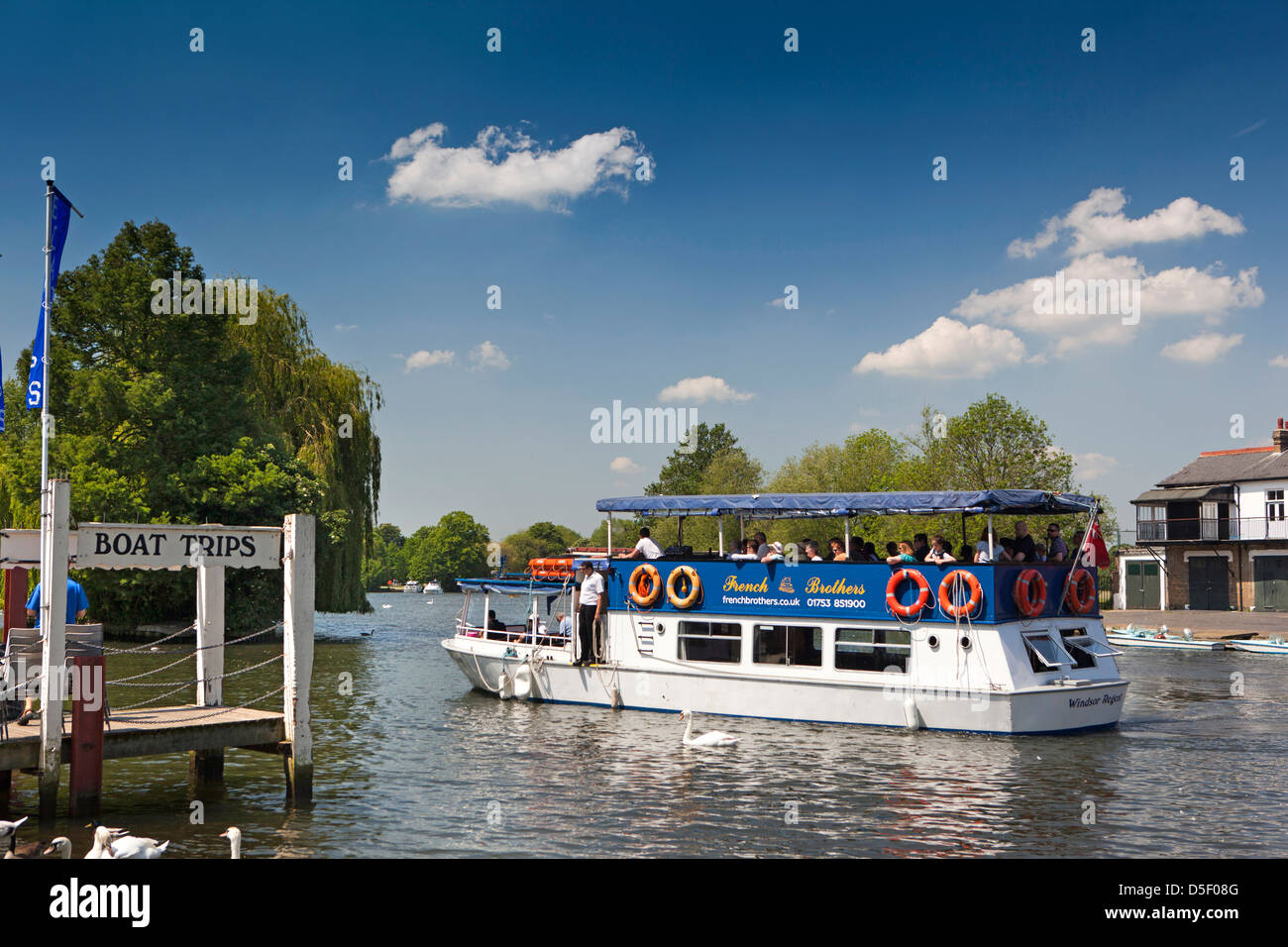 Großbritannien, England, Berkshire, Windsor, Französisch und Brüder Boot Fahrt auf der Themse Stockfoto