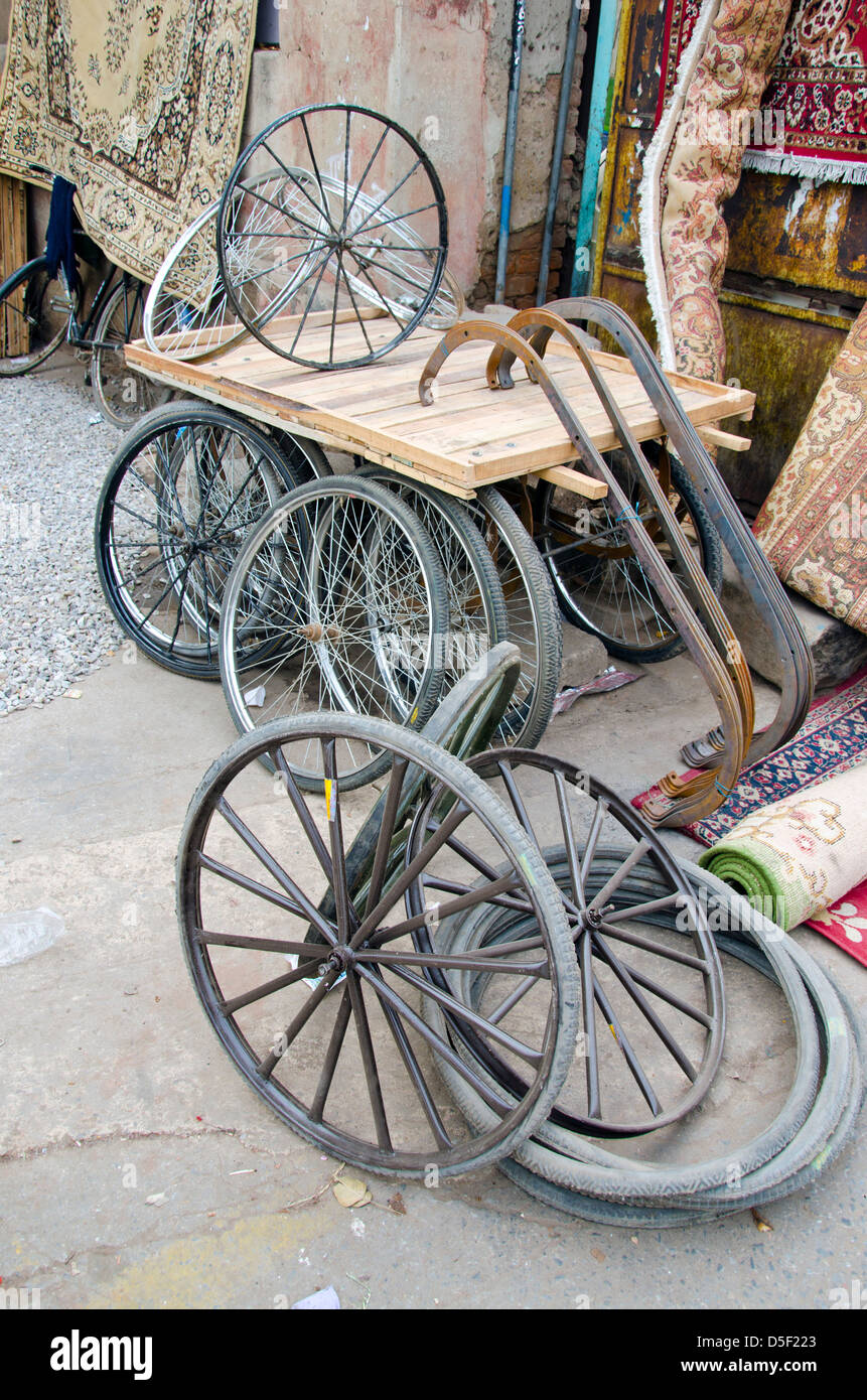 verschiedenen Trishaw-Räder in Delhi Basar, Indien Stockfoto