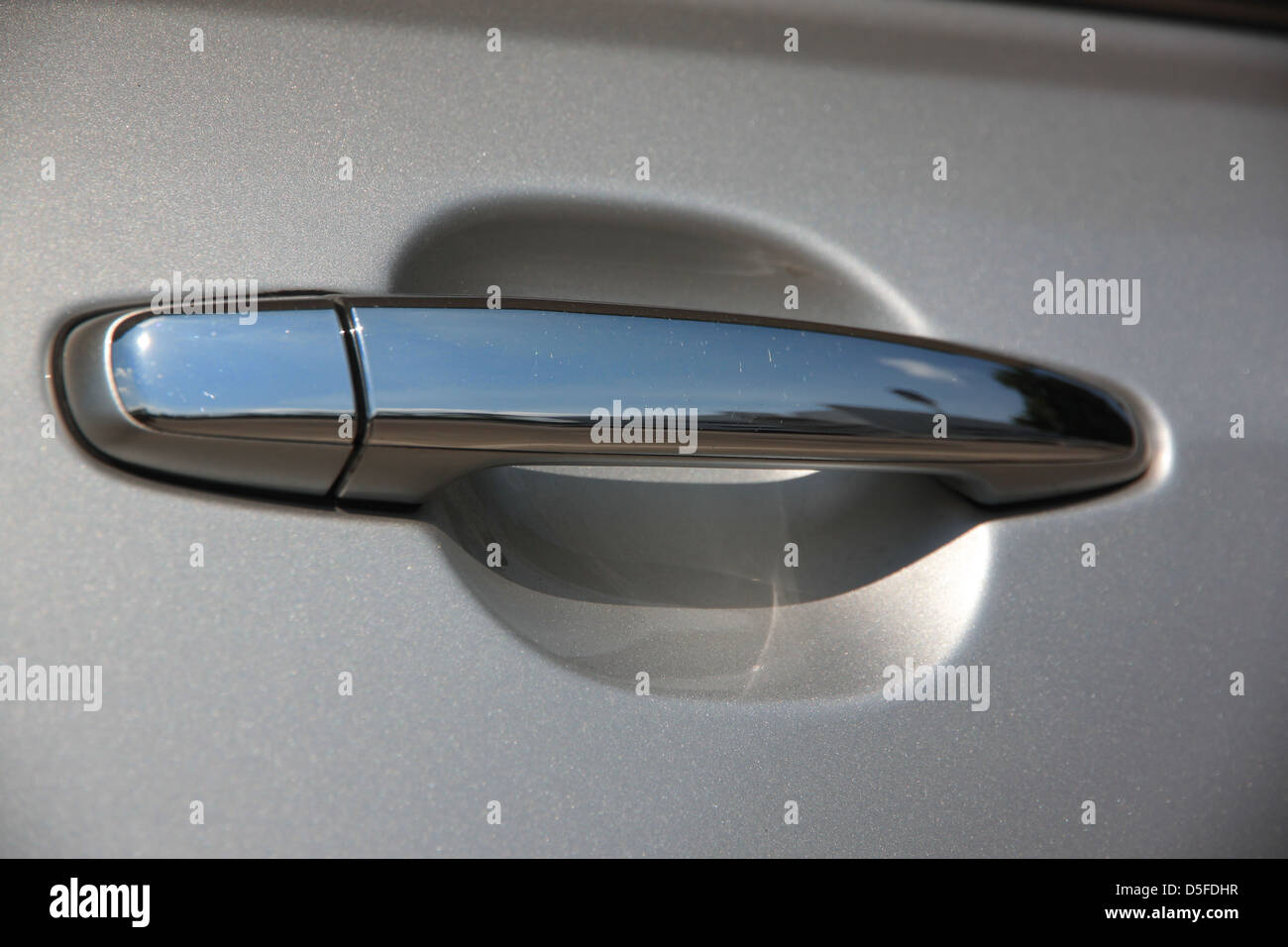 Alter autotürgriff -Fotos und -Bildmaterial in hoher Auflösung – Alamy