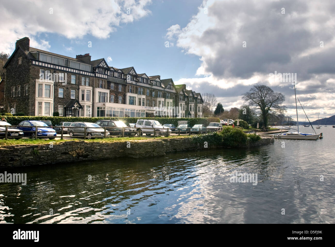 Das YHA Hostel in Ambleside am Lake Windermere. Jugendherberge-Youth hostel Stockfoto