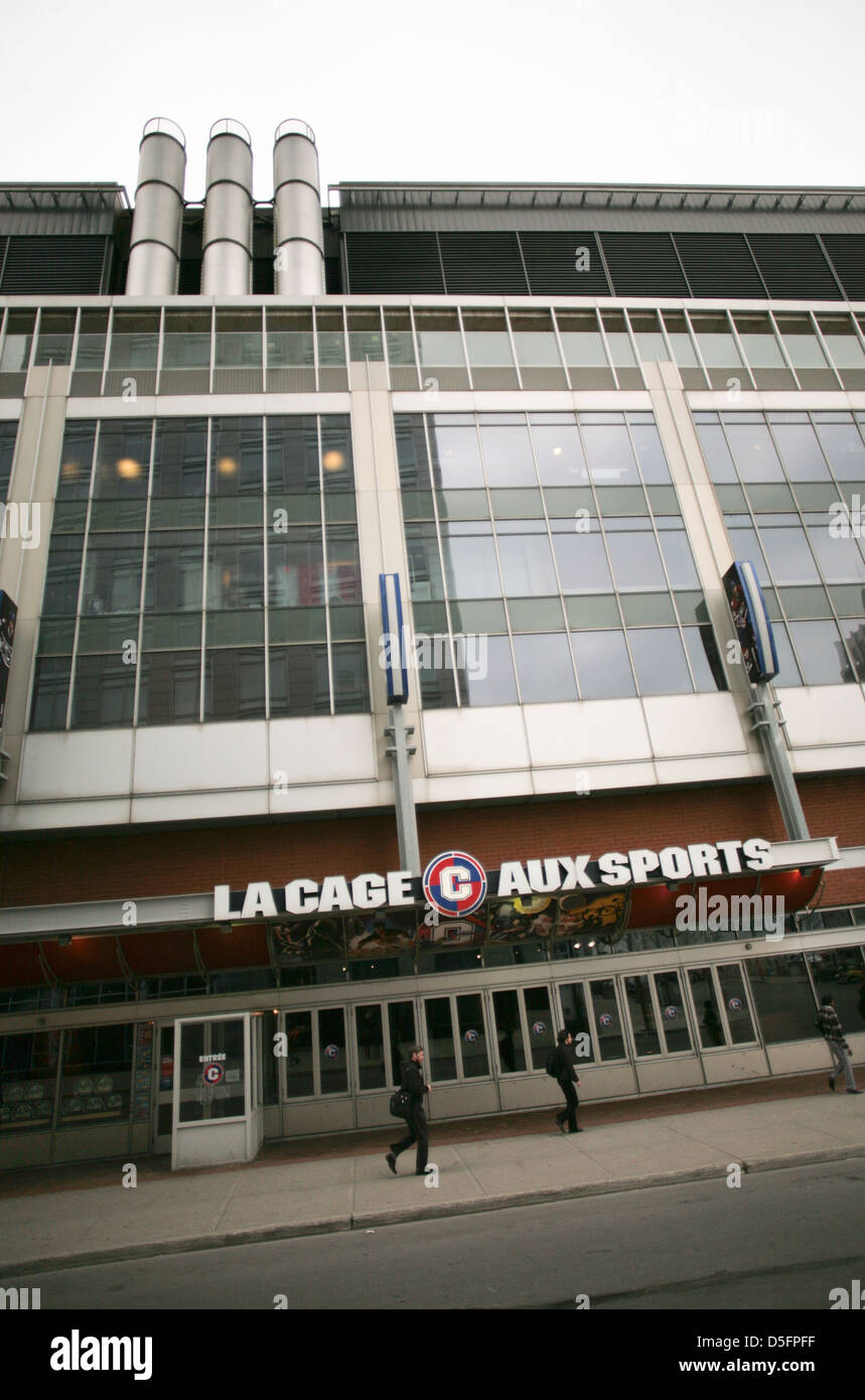 La Cage Aux Sports ist eine Bar und ein Restaurant-Kette in der Provinz Quebec. Stockfoto