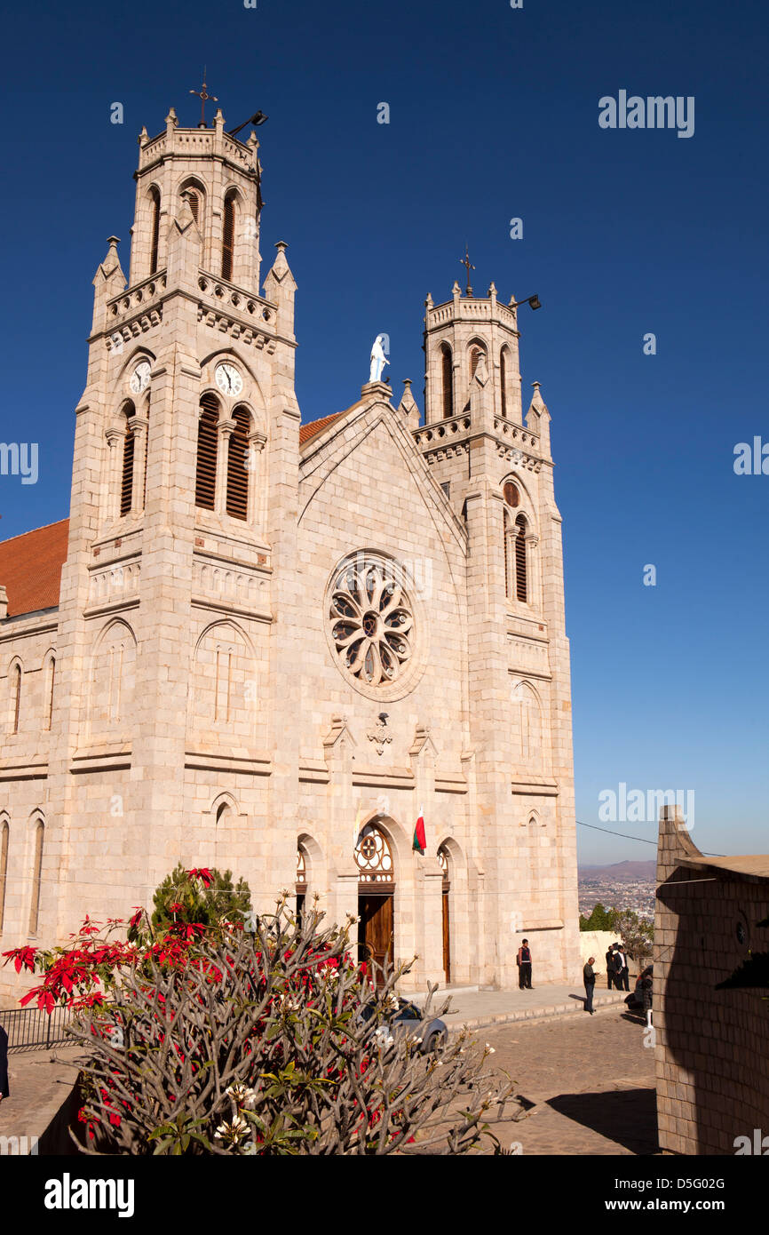 Antananarivo, Madagaskar Haute-Ville, Sonntag Gläubige bei der katholischen Cathedrale de l'Immaculee Empfängnis Stockfoto
