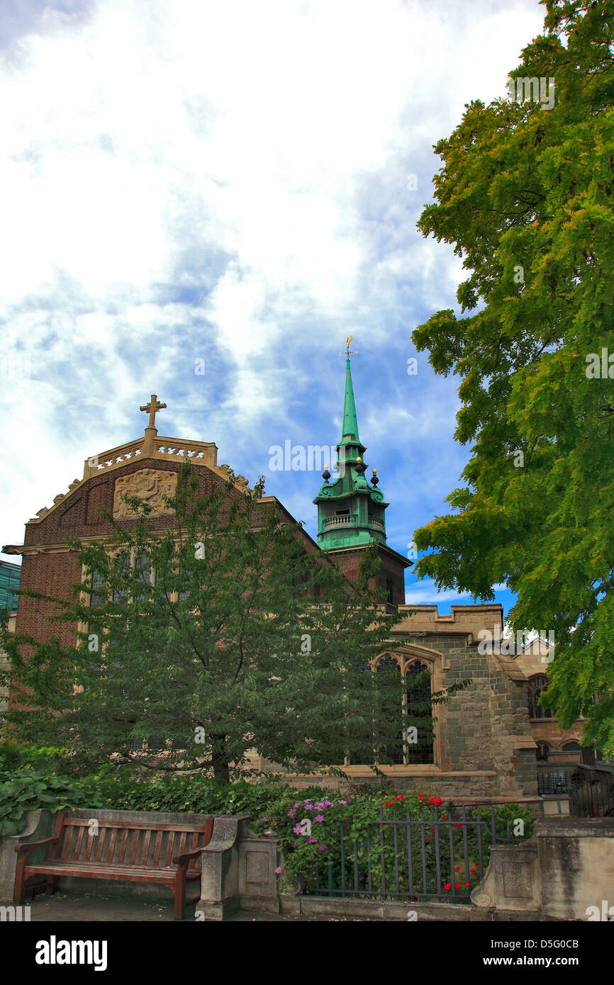All Hallows von der Tower-Kirche oder St Mary the Virgin, City of London, England, Vereinigtes Königreich Stockfoto