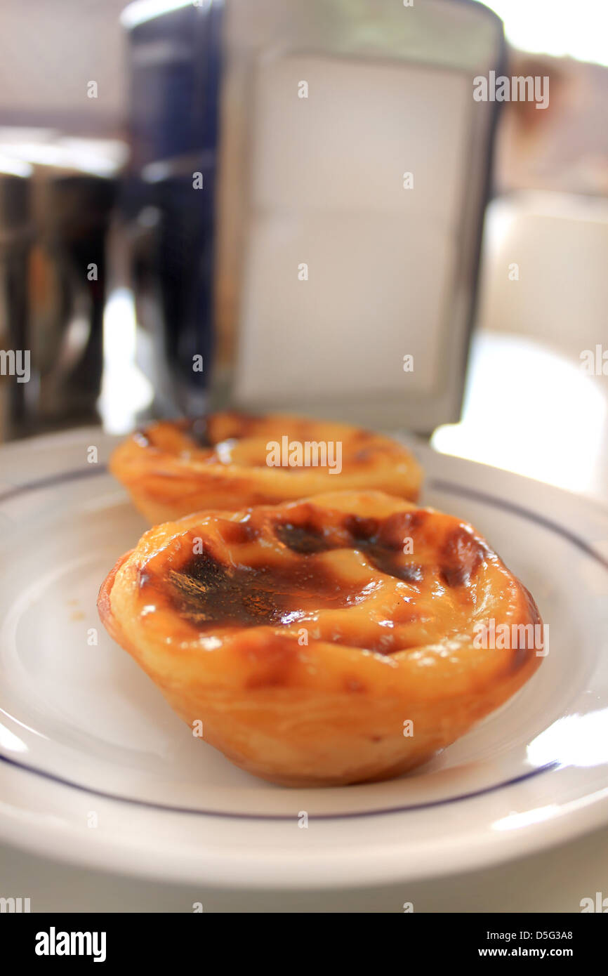 Portugiesischer Pudding Gebäck Pastell oder Pasteis de Nata genannt Stockfoto