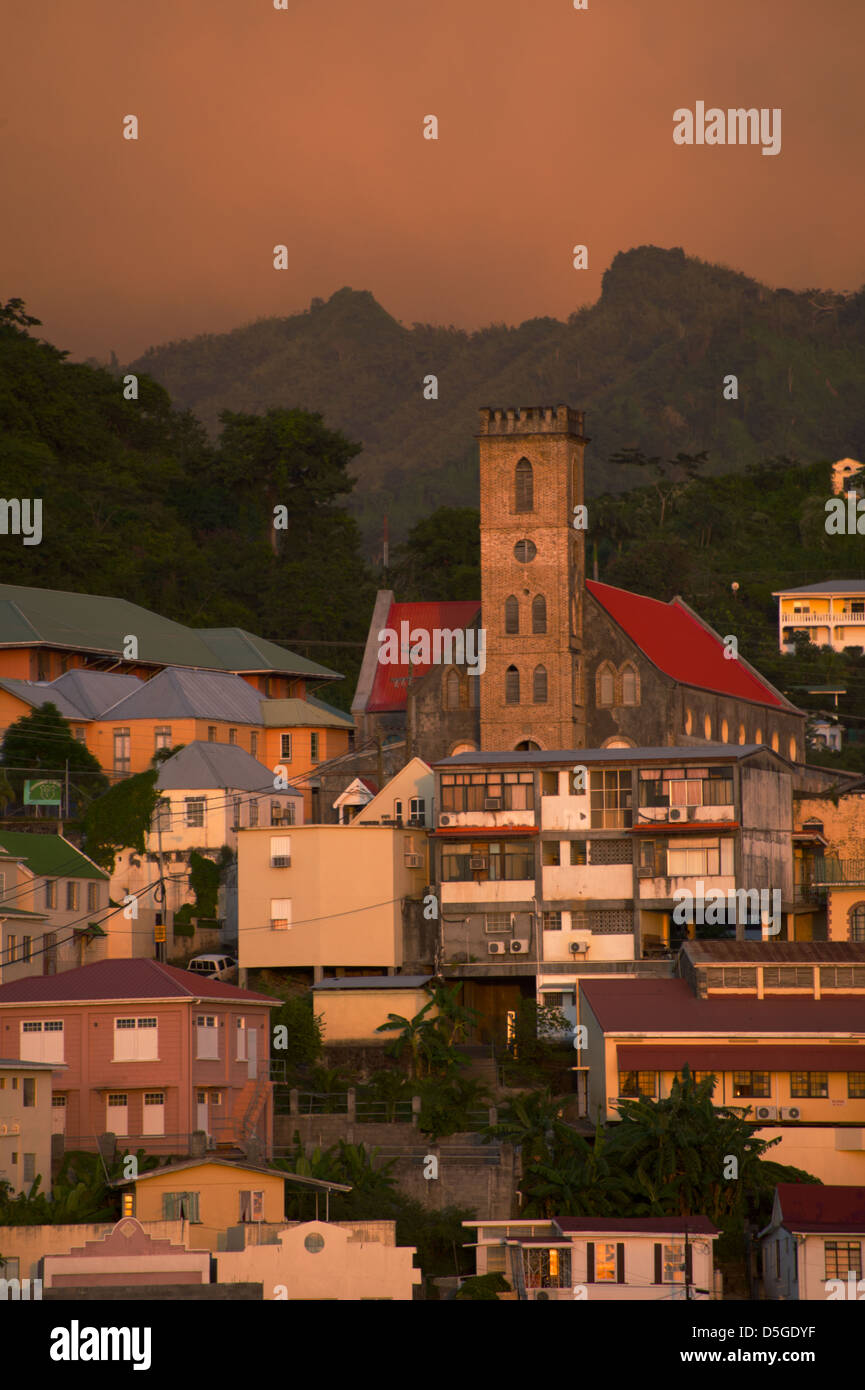 Sonnenuntergang über den Hafen von St. Georges Grenada Stockfoto