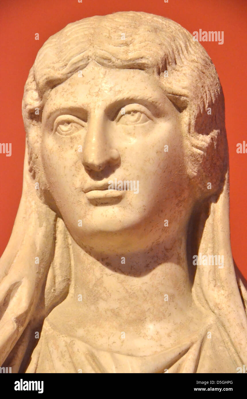Skulptur aus Marmor von Julia Soaemias, Kaiserin des römischen Reiches. Stockfoto