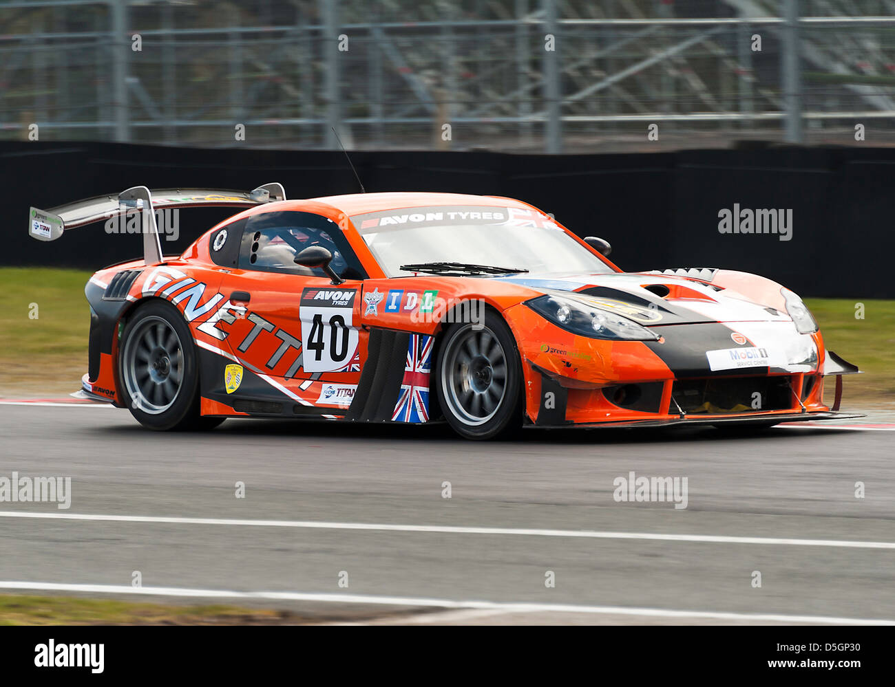 Ginetta G55 GT3 Sportwagen in britischen GT-Meisterschaft in Oulton Park Motor Racing Circuit Cheshire England Vereinigtes Königreich UK Stockfoto