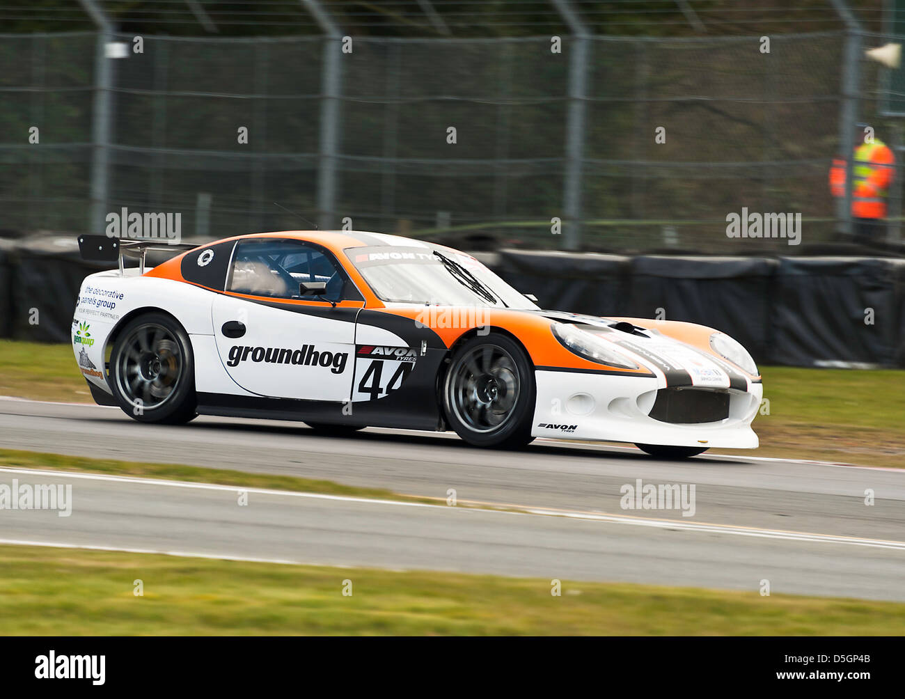 Ginetta G50 Sport-Rennwagen in der britischen GT-Meisterschaft in Oulton Park Motor Racing Circuit Cheshire England Vereinigtes Königreich UK Stockfoto