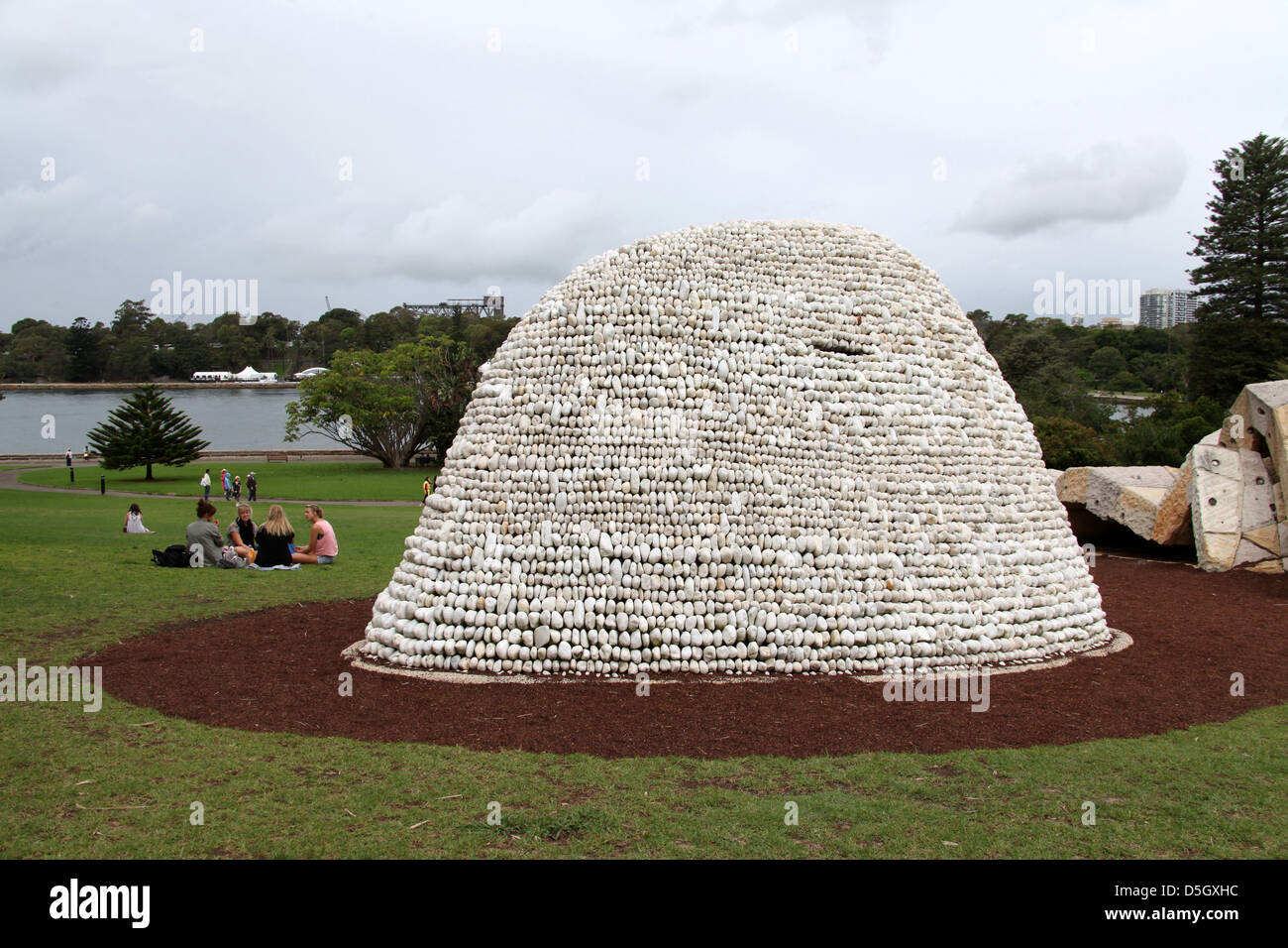 Wurrungwuri Skulptur in den Royal Botanic Gardens Sydney Stockfoto