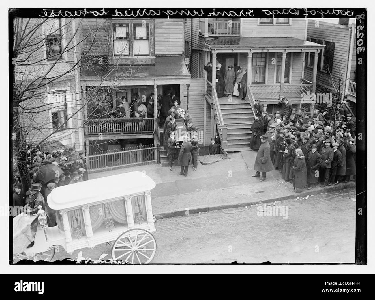 Körper von Dago Frank durchgeführt um Leichenwagen (LOC) Stockfoto