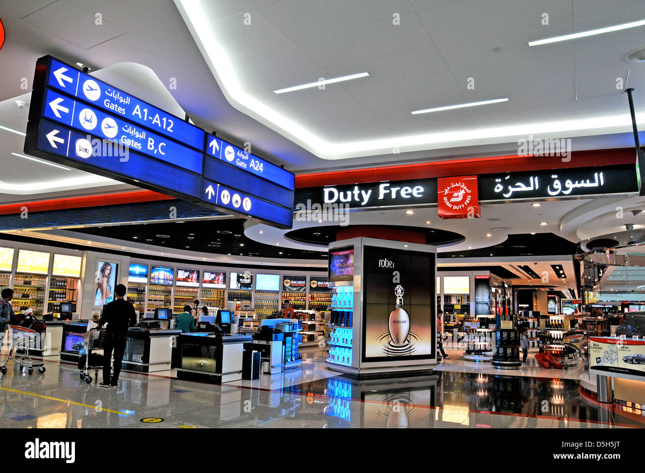 Dubai duty free Shops internationaler Flughafen Dubai Vereinigte Arabische Emirate Stockfoto