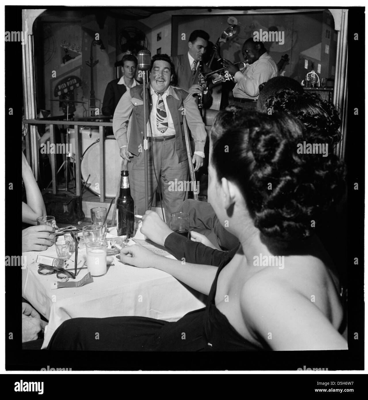 [Porträt von Uffe Bode, Doc Pomus, Sol (Solomon) Yaged, John (O.) Levy und Rex William Stewart, Pied Piper, New York, N.Y., Ca. Sept. 1947] (LOC) Stockfoto