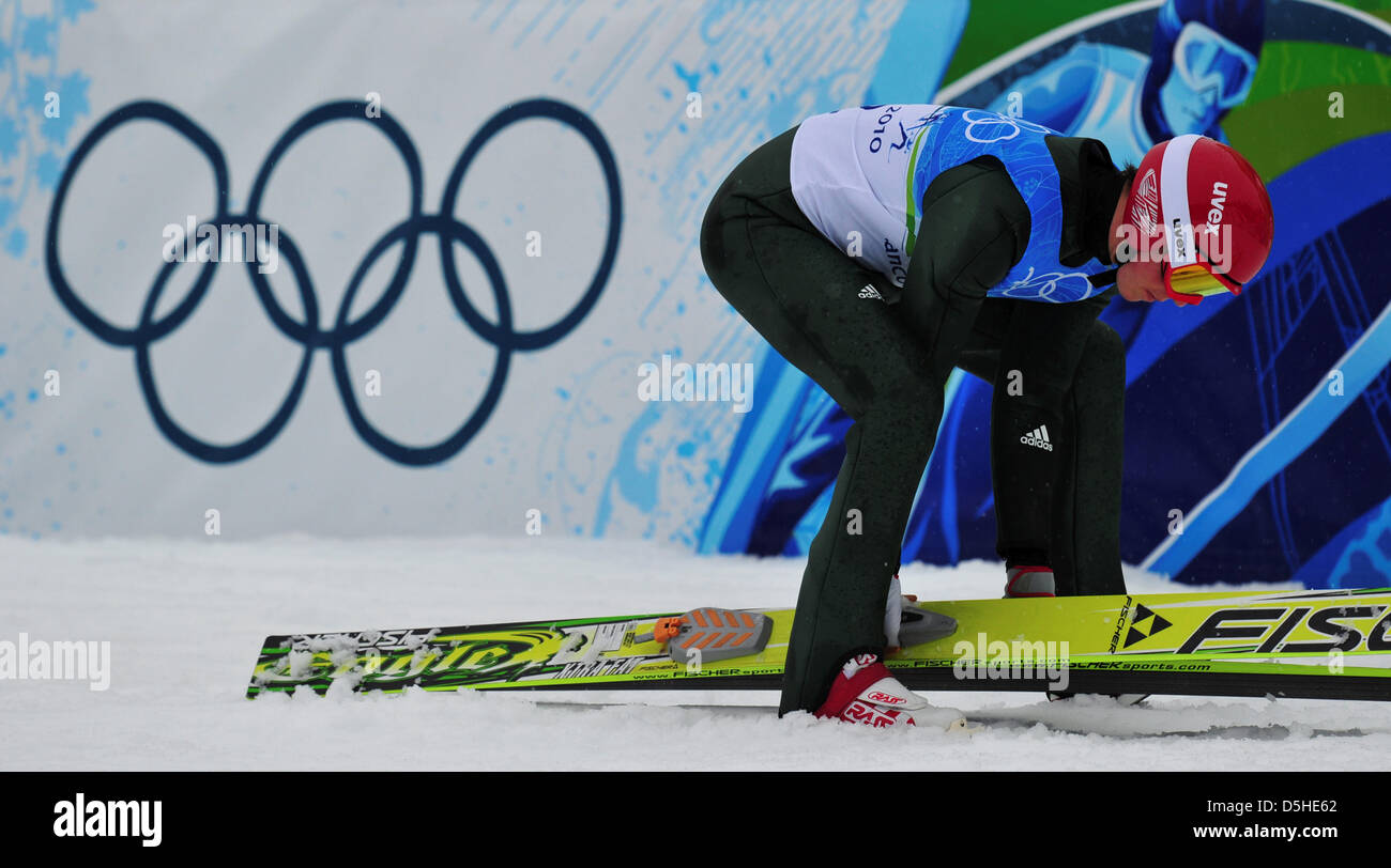 Eric Frenzel von Deutschland während seiner Skispringen Teil der Trainingseinheit Nordische Kombination bei den Olympischen Spielen in Vancouver 2010, Whistler, Kanada, 12. Februar 2010. Foto: Peter Kneffel Stockfoto