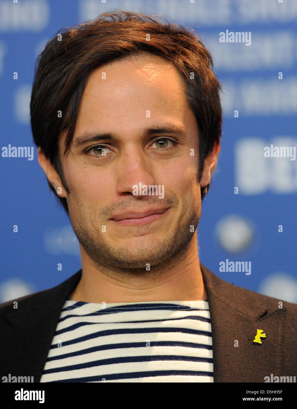 Mexikanische Schauspieler Gael Garcia Bernal besucht die Pressekonferenz des Films "Revolucion" bei der 60. Internationalen Filmfestspiele Berlinale in Berlin, Deutschland, Montag, 15. Februar 2010. Das Festival dauert bis 21 Februar 2010. Foto: Jens Kalaene Dpa/lbn Stockfoto