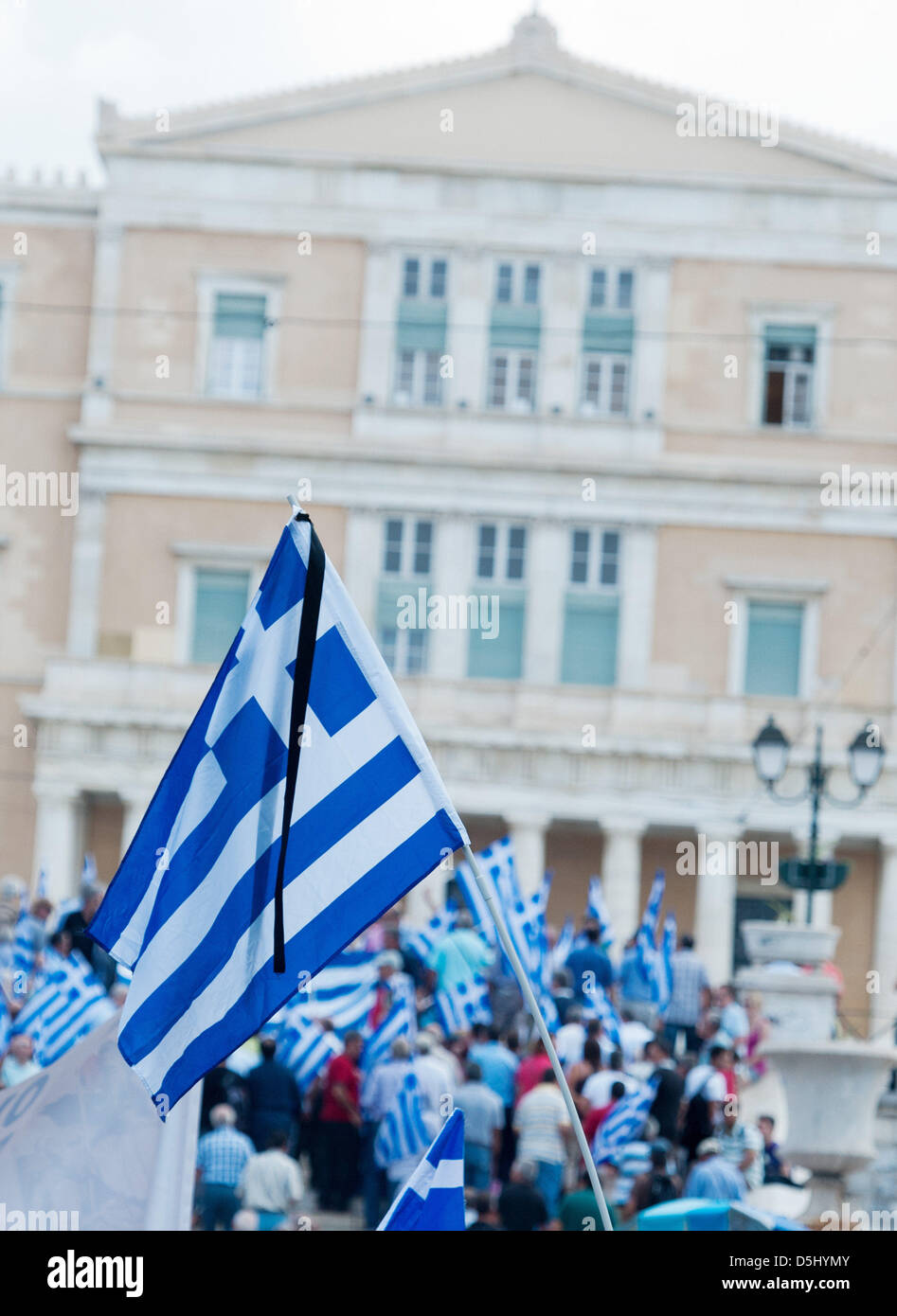 Ehemalige griechische Offiziere protestieren gegen die Kürzung ihrer Renten in Athen, Griechenland, 19. September 2012. Immer mehr Griechen sind wegen der drastischen Sparmaßnahmen in Armut zu geraten. Foto: Maurizio Gambarini Stockfoto