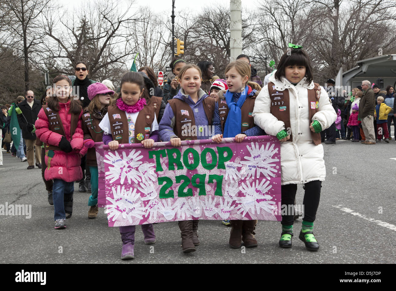 Die jährliche irische Parade in Park Slope, Brooklyn, NY in diesem Jahr wurde am St. Patricks Day, 17. März gefeiert. Stockfoto