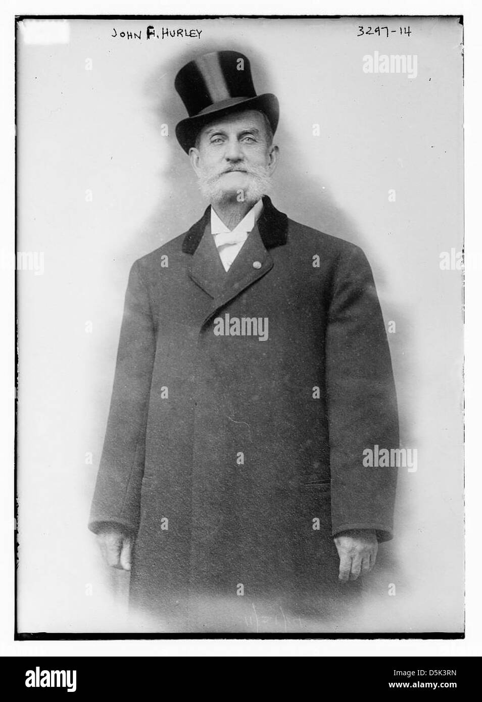 Dieses Foto zeigt John F. Hurley, eine bemerkenswerte Figur aus dem frühen 20. Jahrhundert, die mit historischen Ereignissen oder Figuren dieser Zeit in Verbindung gebracht wurde. Stockfoto