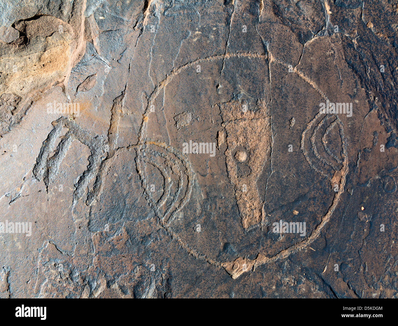 Prähistorische Felszeichnungen in Oukaimeden Skigebiet im hohen Atlas-Gebirge in Marokko Stockfoto