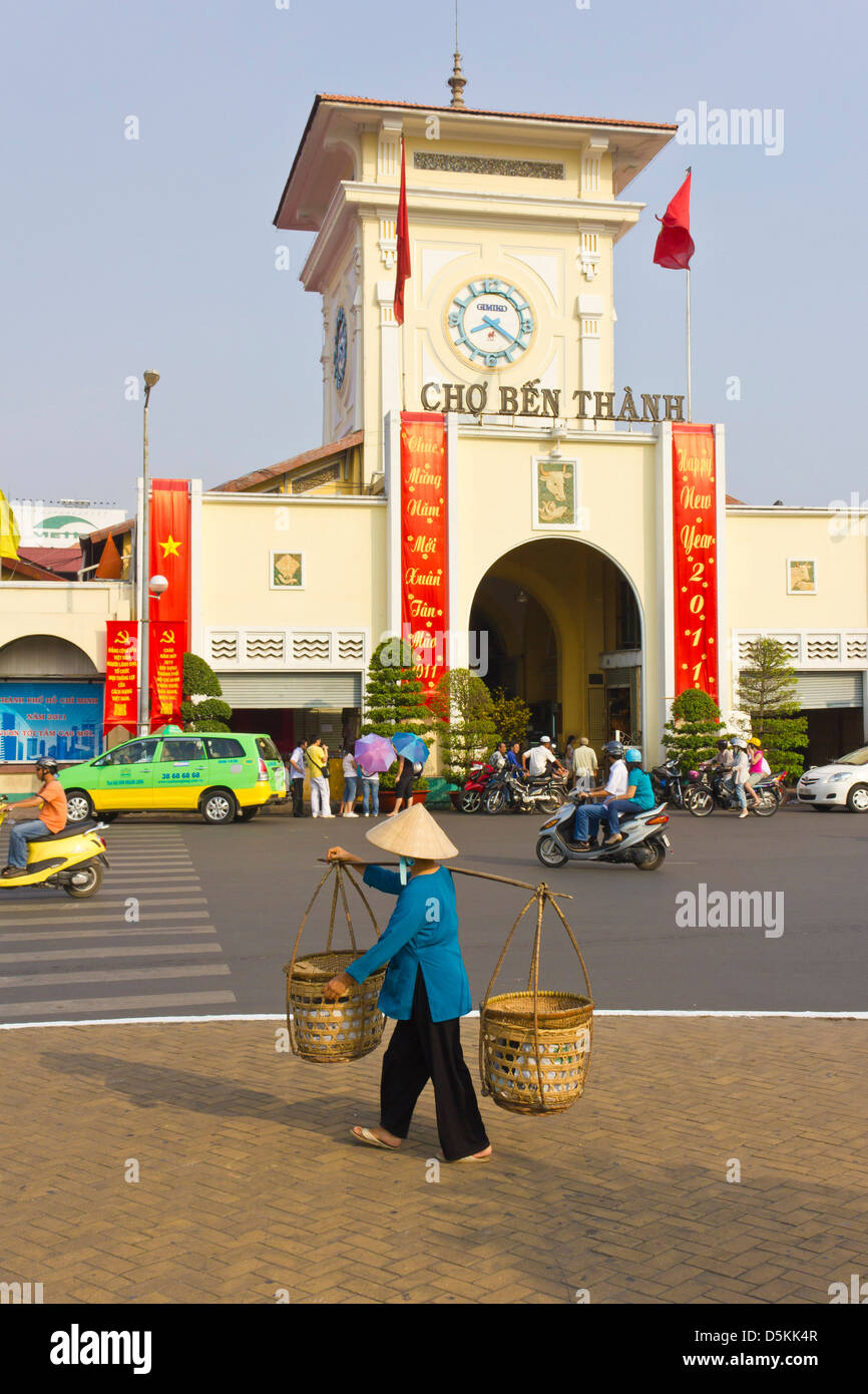 Ben Thanh Market ist ein Meilenstein in der Mitte von Ho-Chi-Minh-Stadt die Hauptstadt von Vietnam. Stockfoto
