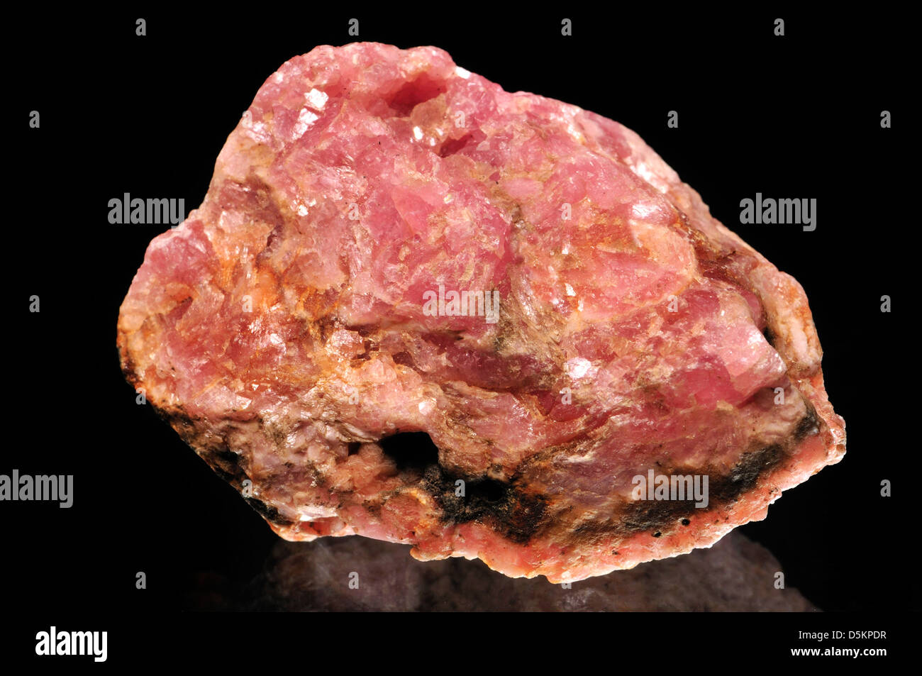 Rhodochrosite (rosa Mangan Karbonat) Stockfoto