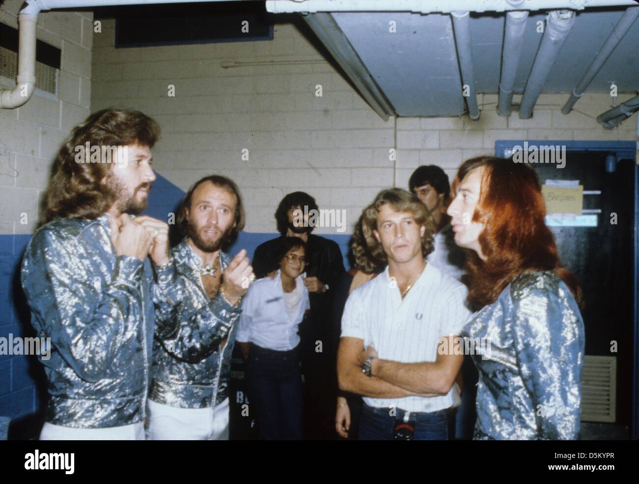 ROBIN GIBB mit Andy Gibb.The Bee Gees. (Kredit-Bild: © Bob Sherman/Globe Photos/ZUMAPRESS.com) Stockfoto