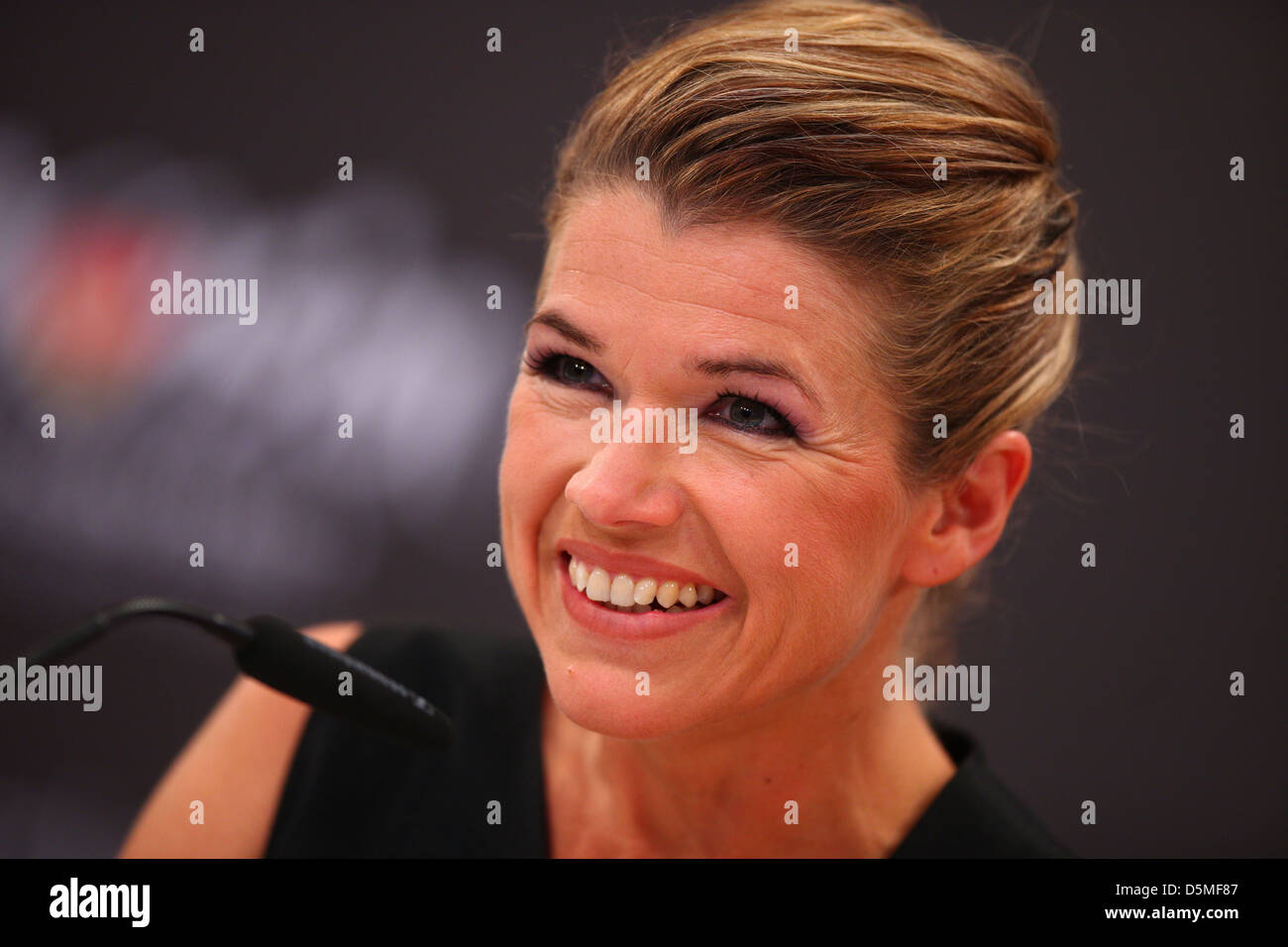 Anke engelke Fotos und Bildmaterial in hoher Auflösung Seite 2 Alamy