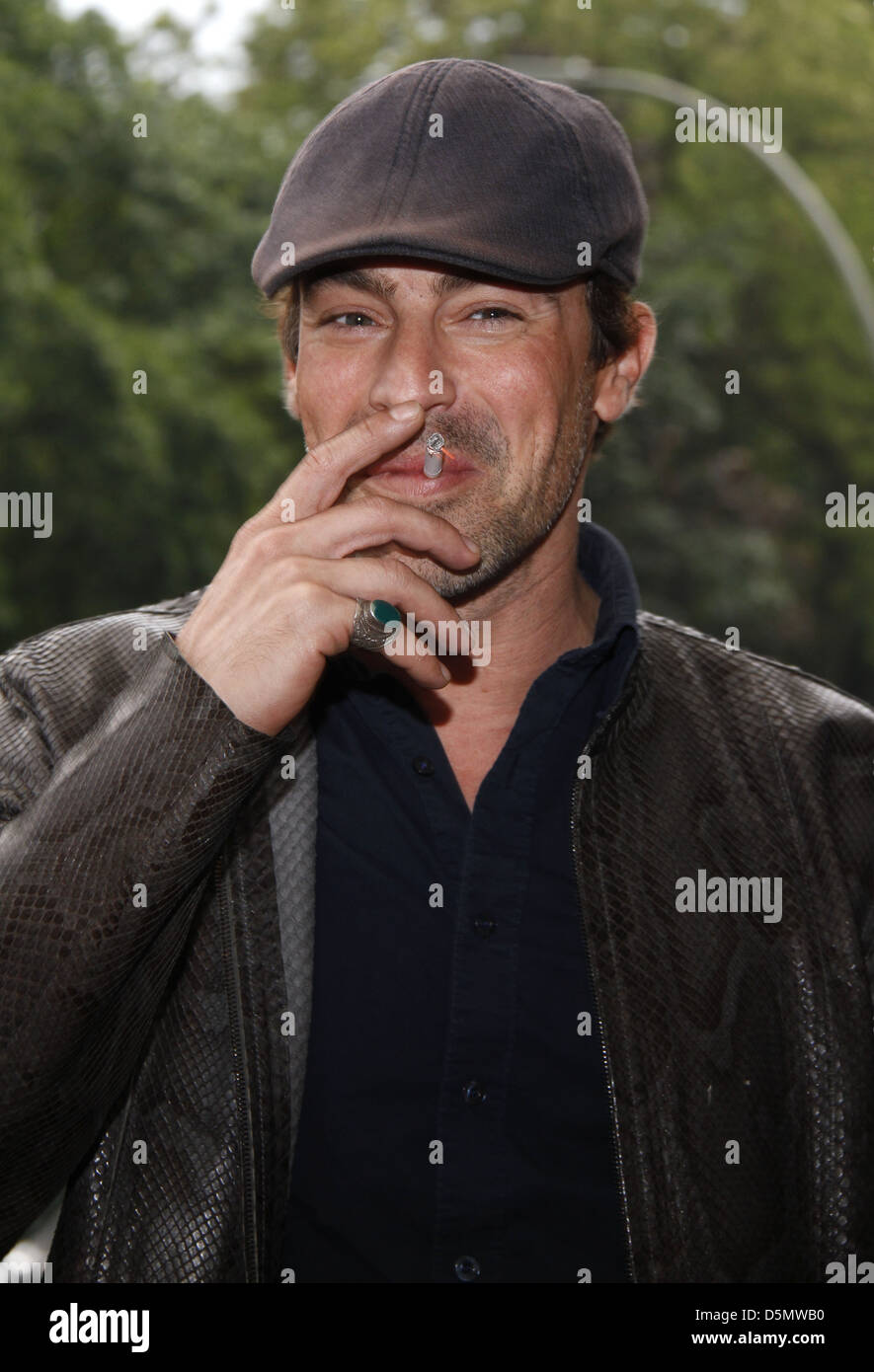 Gedeon burkhard premiere of Fotos und Bildmaterial in hoher Auflösung