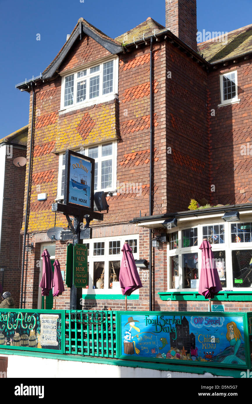 Der Delphin Pub in der Altstadt von Hastings, East Sussex Stockfoto