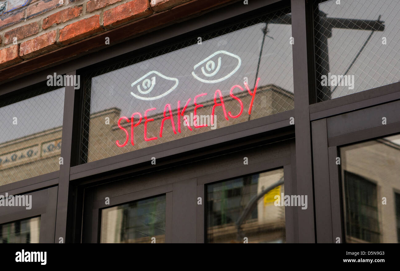 Speakeasy, einer Bar in Little Italy in New York City Stockfoto