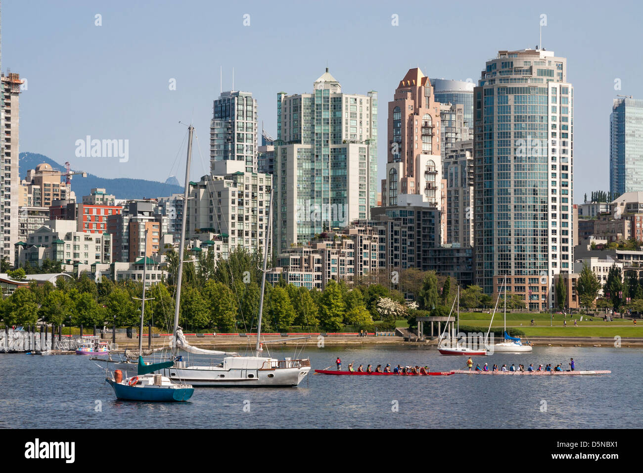 Moderne Wohnhäuser in der Innenstadt von Vancouver. Stockfoto