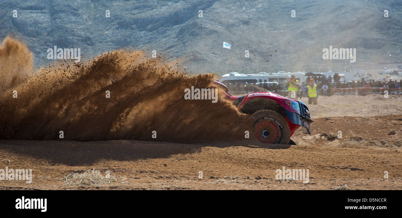 Jean, Nevada - The Mint 400 Off-Road-Auto-Rennen durch die Mojave-Wüste in der Nähe von Las Vegas. Stockfoto