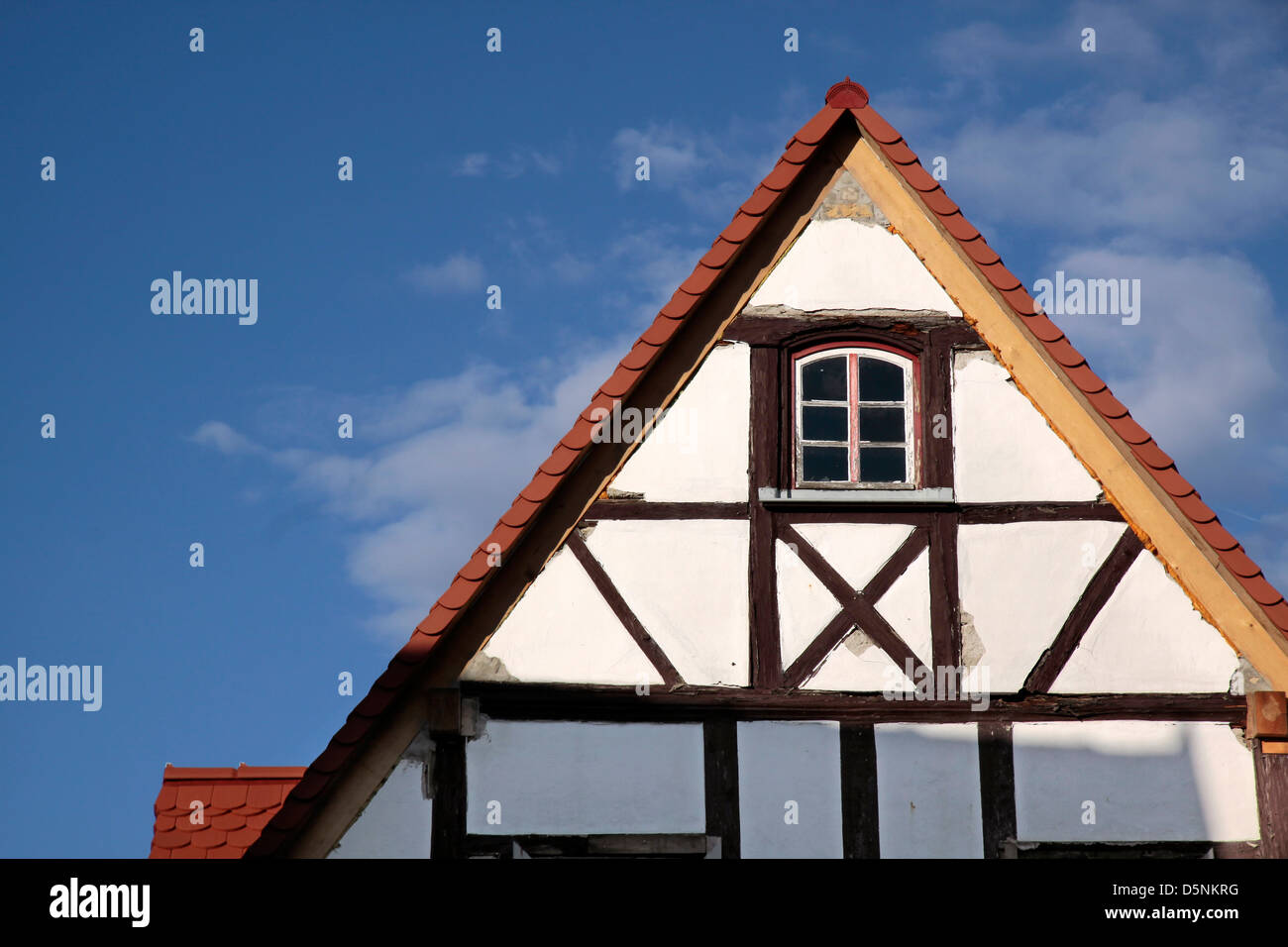 Giebel eines Fachwerkhauses in der alten Stadt Eltville, Rheingau, Hessen, Deutschland Stockfoto