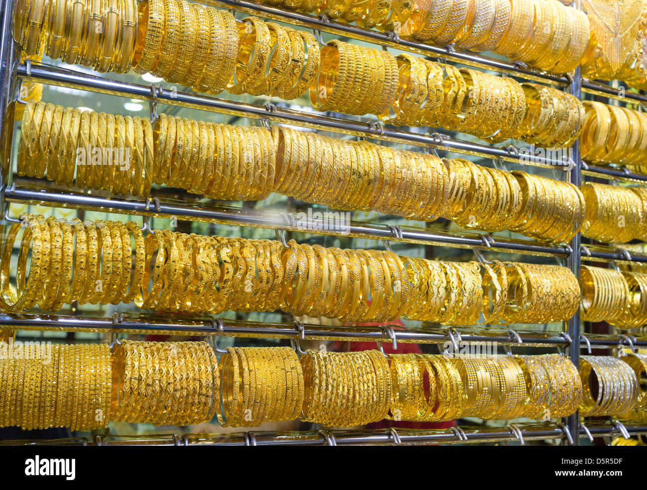 Schaufenster von Goldschmuck in Gold-Souk in Deira Dubai Vereinigte Arabische Emirate Stockfoto