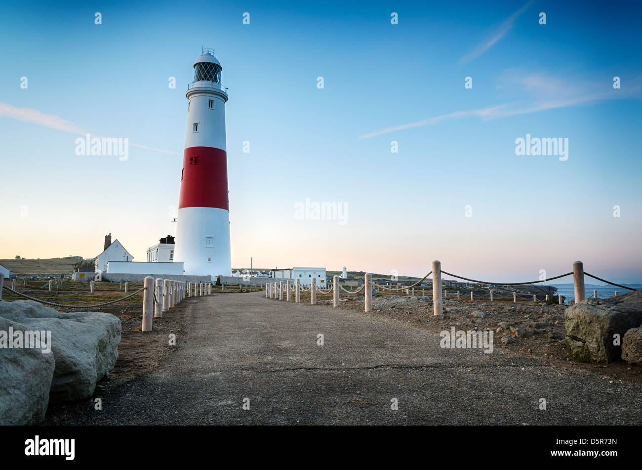 Sonnenuntergang am Leuchtturm auf Portland Bill in der Nähe von Weymouth, Dorset Jurassic Küste. Stockfoto