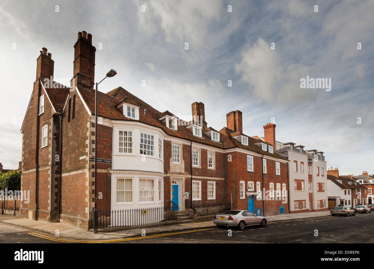 Straße Außenansicht der alten Gebäude, die Damaskus House und Emmaus House, Salisbury machen. Stockfoto