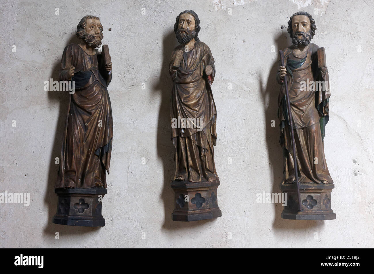 Figuren der Apostel Petrus, Matthias und St James die weniger in der Kapelle des Spis Burg, Slowakei Stockfoto