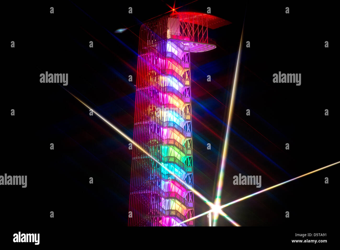 Der beleuchtete Turm Amphitheater auf dem Circuit of The Americas in Austin, Texas, USA, 18. November 2012. Foto: David sollte/dpa Stockfoto
