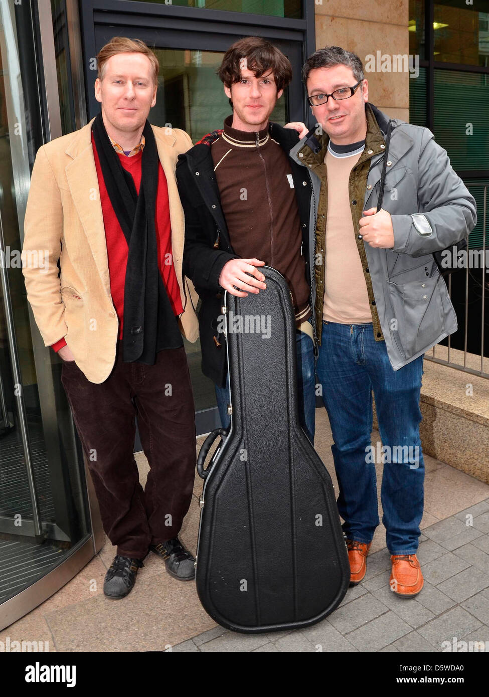 90er Jahre Indie-Band The Frank und Walters am Today FM Förderung ihrer neuen track "Indie Lovesong". Dublin, Irland - 14.02.12. Stockfoto 90er Jahre Indie-Band The Frank und Walters am Today FM Förderung ihrer neuen track "Indie Lovesong". Dublin, Irland - 14.02.12. Stockfoto