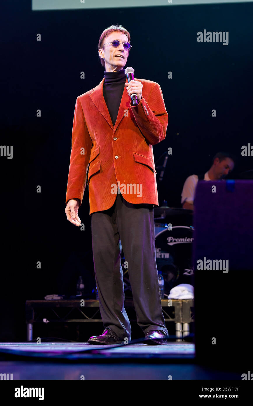 Robin Gibb mit The Soldiers at The London Palladium London, England - 13.02.12 Stockfoto