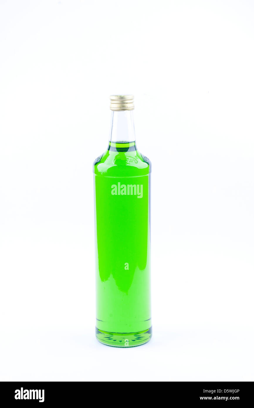 Grüne Flasche mit Hintergrund isoliert Stockfoto