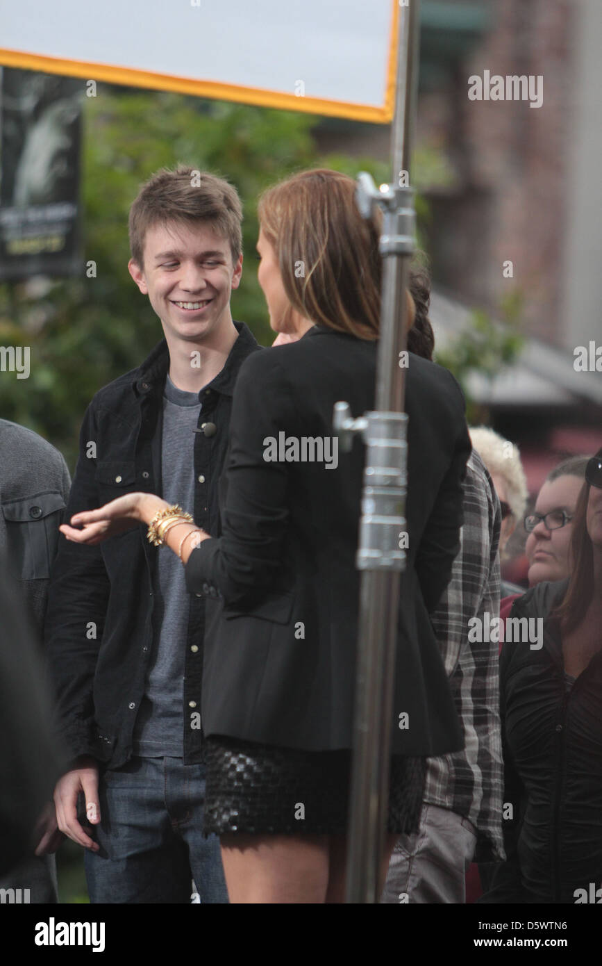 Thomas Mann die Besetzung des Films, "Project X" The Grove auf die Unterhaltung Nachrichtensendung "Extra" Los Angeles erscheinen Stockfoto