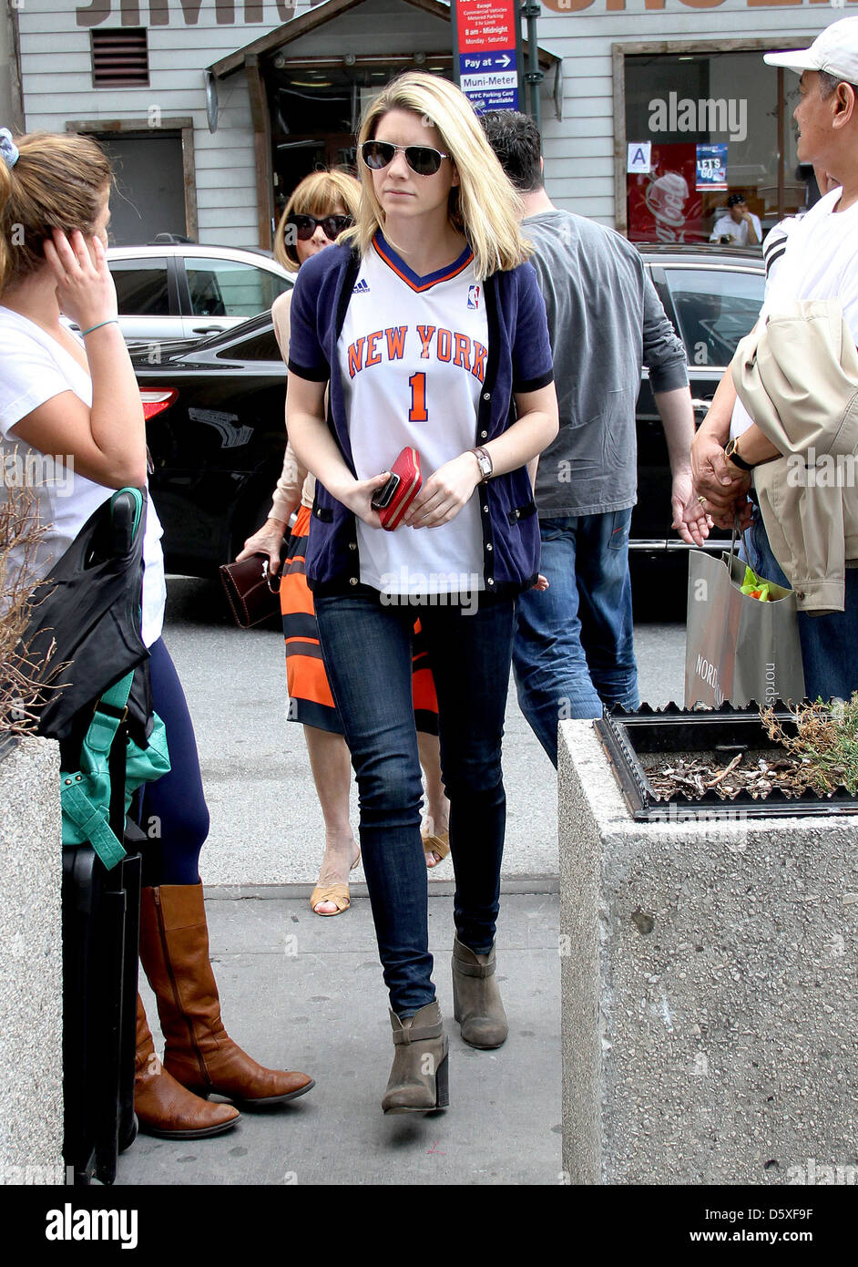 Bee Shaffer Promis bei den NBA Playoffs Spiel, New York Knicks Vs Boston Celtics - Ankünfte New York City, USA Stockfoto