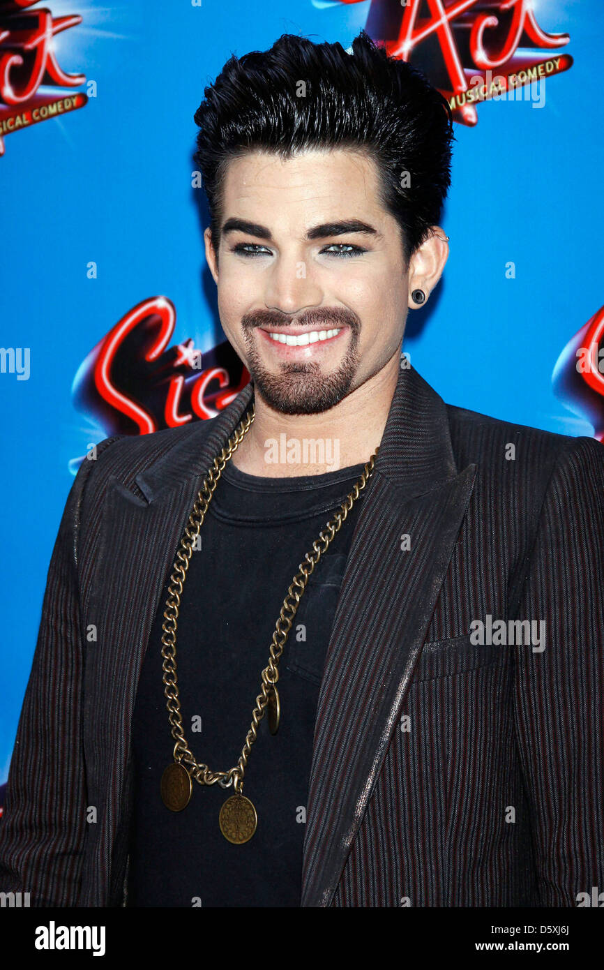 Adam Lambert Eröffnungsabend das BroadwaymusicalProduktion von "Sister Act" im Broadway