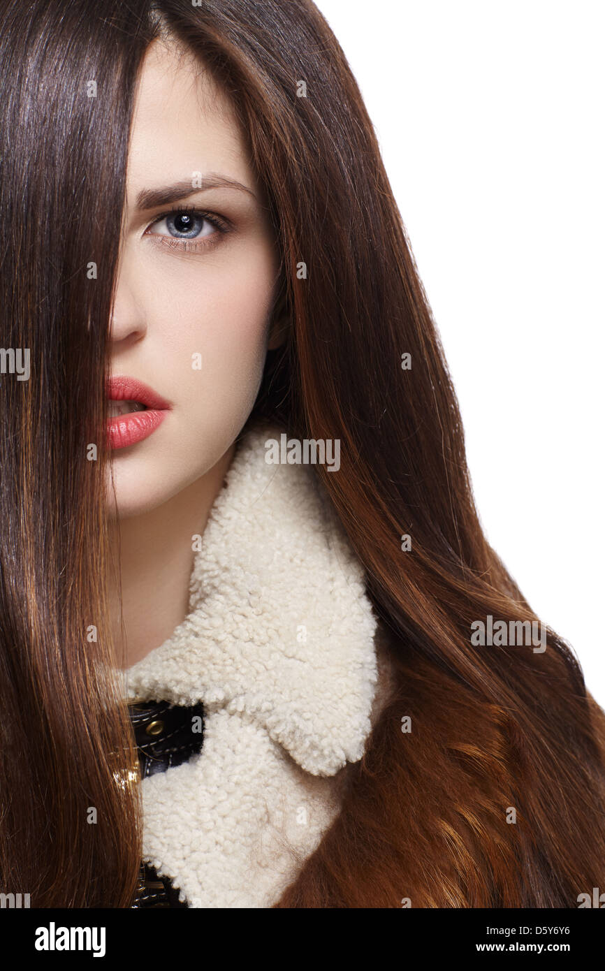Frau mit langen braunen Haaren Stockfoto